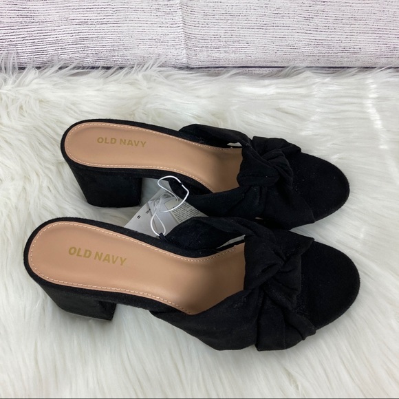Old navy black velvet block heel sandals - Picture 4 of 10